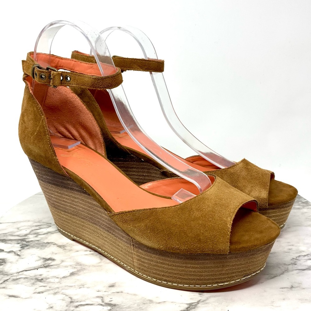 FERGIE Dietra Open Toe Ankle Strap Platform Wedge 10 Bohemian Western Classic